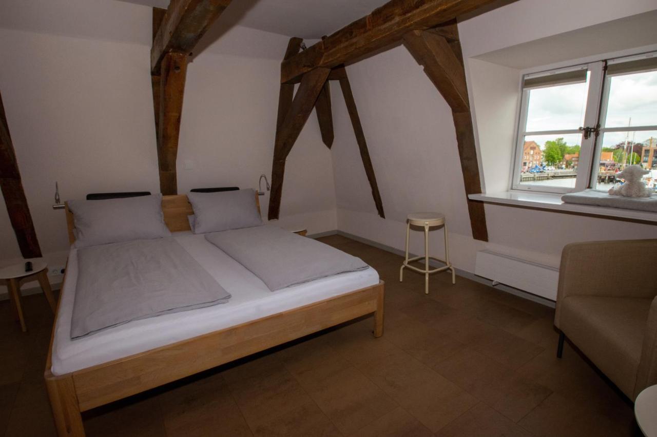 Hotel Das Brueckenhaus Glückstadt Extérieur photo