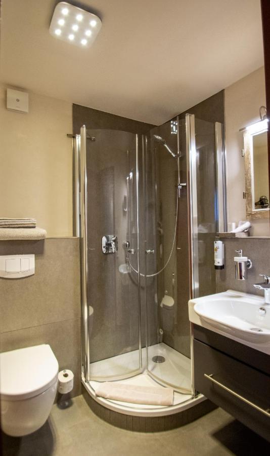 Hotel Das Brueckenhaus Glückstadt Extérieur photo